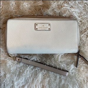 Large Kate Spade Wristlet Wallet - cream colored